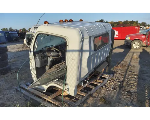 MITSUBISHI FUSO FE649 Cab Assembly