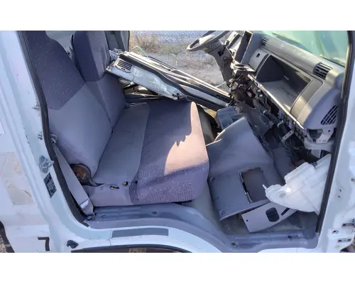 MITSUBISHI FUSO FE649 Cab Assembly