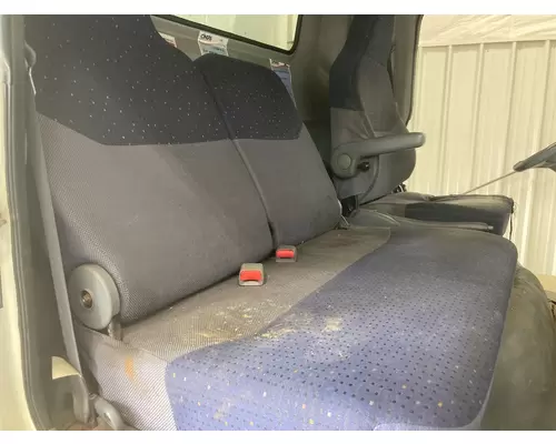 MITSUBISHI FUSO FE649 Cab Assembly