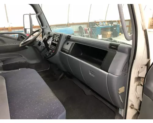 MITSUBISHI FUSO FE649 Dash Assembly