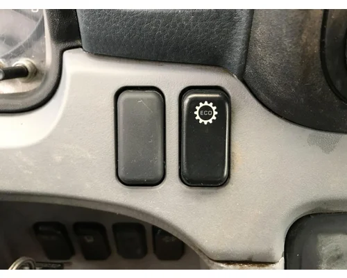 MITSUBISHI FUSO FE649 Dash Assembly