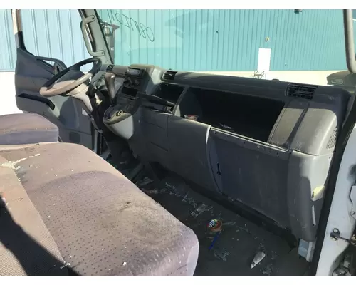 MITSUBISHI FUSO FE649 Dash Assembly