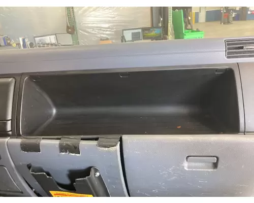 MITSUBISHI FUSO FE649 Dash Assembly