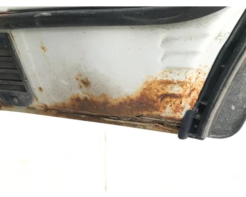 MITSUBISHI FUSO FE649 Door Assembly, Front