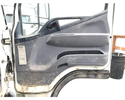 MITSUBISHI FUSO FE649 Door Assembly, Front