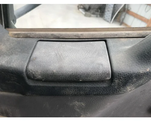 MITSUBISHI FUSO FE649 Door Assembly, Front