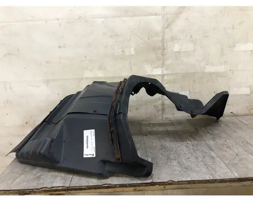 MITSUBISHI FUSO FE649 Fender