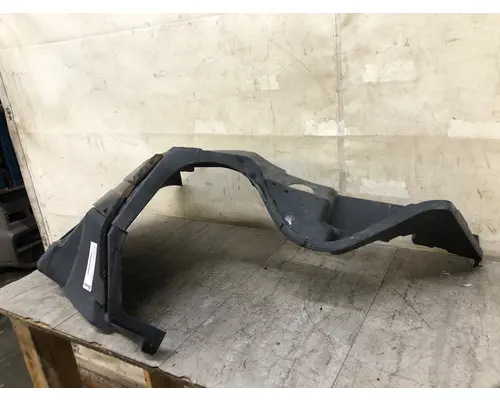 MITSUBISHI FUSO FE649 Fender