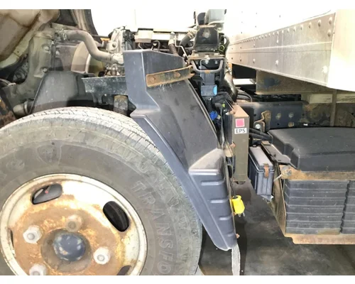 MITSUBISHI FUSO FE649 Fender