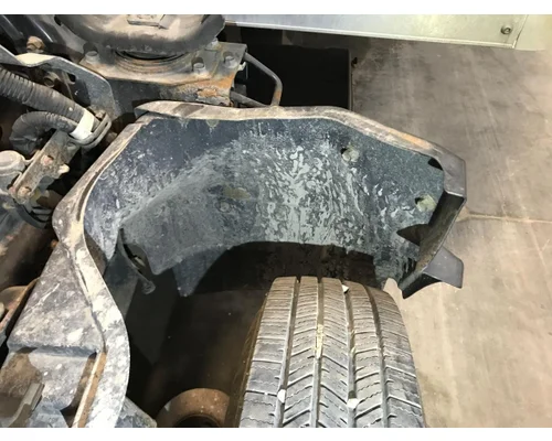 MITSUBISHI FUSO FE649 Fender