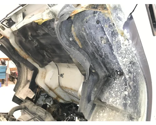 MITSUBISHI FUSO FE649 Fender