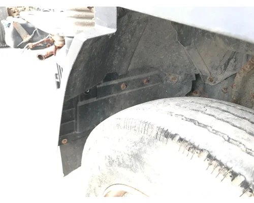 MITSUBISHI FUSO FE649 Fender