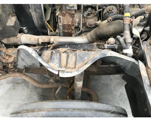 MITSUBISHI FUSO FE649 Fender