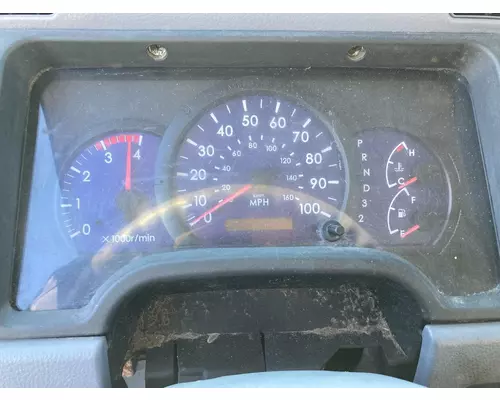 MITSUBISHI FUSO FE649 Instrument Cluster