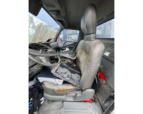 MITSUBISHI FUSO FE649 Seat, Front