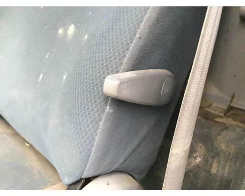 MITSUBISHI FUSO FE649 Seat (non-Suspension)