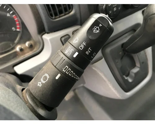 MITSUBISHI FUSO FE649 Steering Column