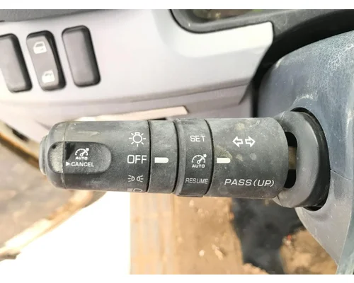 MITSUBISHI FUSO FE649 Steering Column