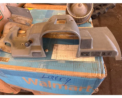 MITSUBISHI FUSO FE649 Steering Column