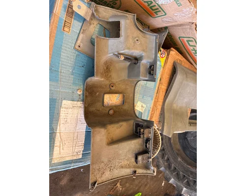 MITSUBISHI FUSO FE649 Steering Column