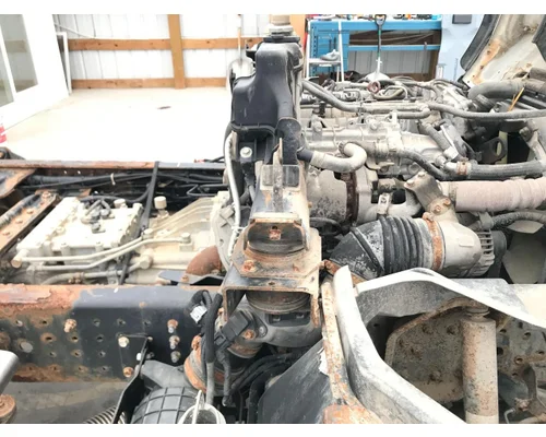 MITSUBISHI FUSO FE649 Suspension