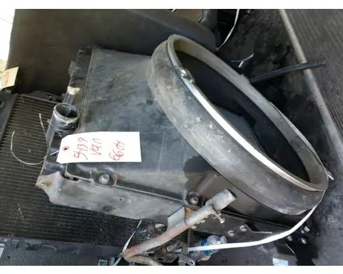 MITSUBISHI FUSO FE84D Radiator