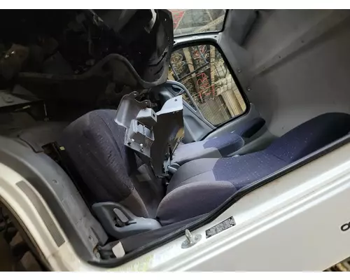 MITSUBISHI FUSO FE84D Seat, Front