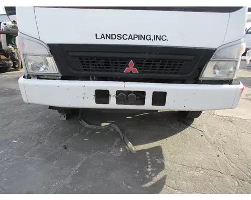 MITSUBISHI FUSO FE84 BUMPER ASSEMBLY, FRONT