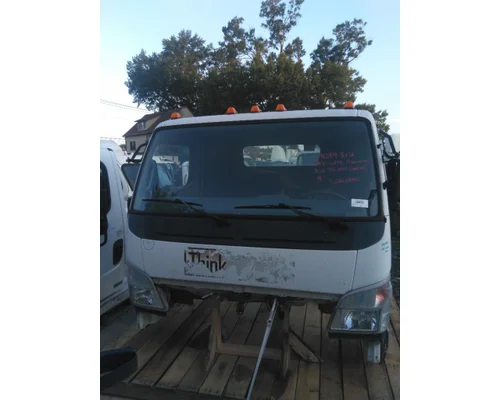 MITSUBISHI FUSO FE85 CAB