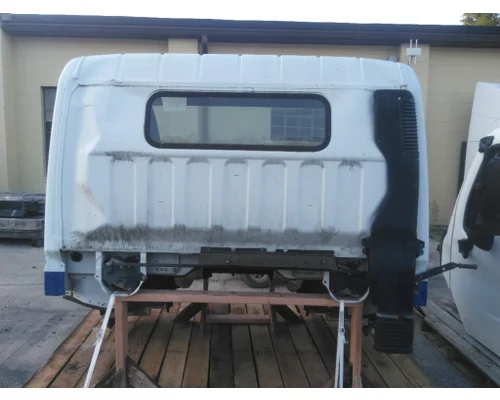 MITSUBISHI FUSO FE85 CAB