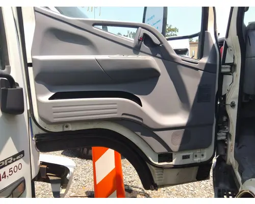 MITSUBISHI FUSO FE85 DOOR ASSEMBLY, FRONT