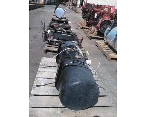 MITSUBISHI FUSO FE85 FUEL TANK