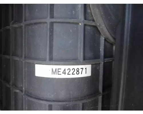 MITSUBISHI FUSO FEC72S AIR CLEANER