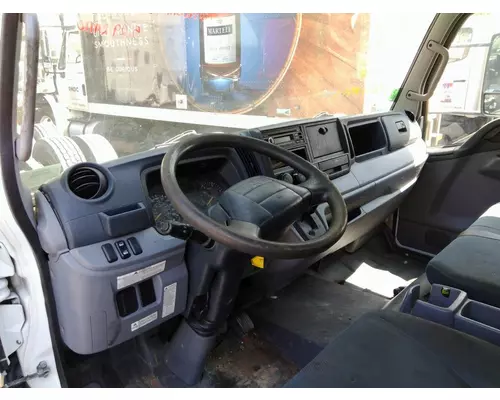 MITSUBISHI FUSO FEC72S CAB