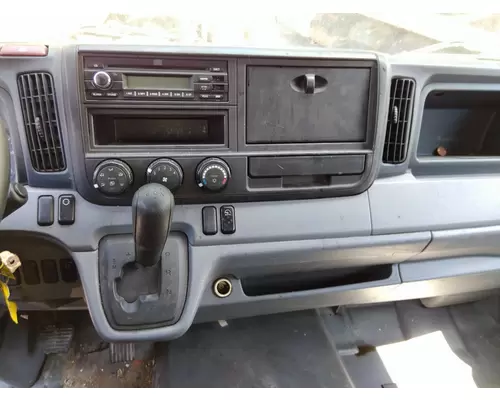 MITSUBISHI FUSO FEC72S CAB