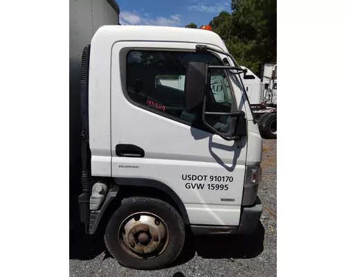MITSUBISHI FUSO FEC72S CAB