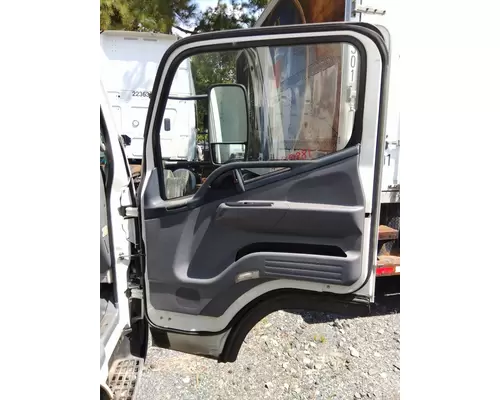 MITSUBISHI FUSO FEC72S CAB