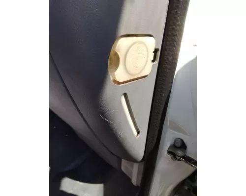 MITSUBISHI FUSO FEC72S WINDSHIELD WASHER RESERVOIR
