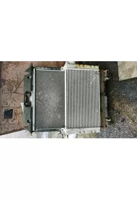 MITSUBISHI FUSO FEC92S Radiator