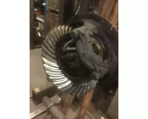 MITSUBISHI FUSO FER529 DIFFERENTIAL ASSEMBLY REAR REAR