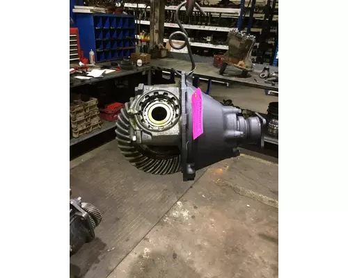 MITSUBISHI FUSO FER529 DIFFERENTIAL ASSEMBLY REAR REAR