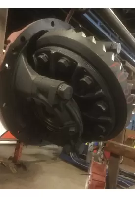 MITSUBISHI FUSO FER571 DIFFERENTIAL ASSEMBLY REAR REAR