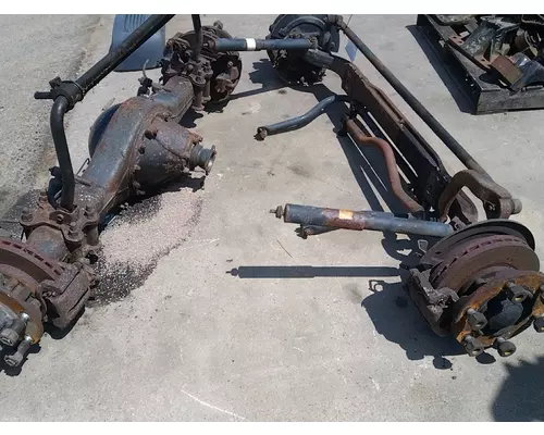 MITSUBISHI FUSO FE Axles