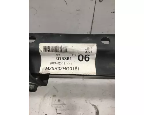 MITSUBISHI FUSO FE Cab Mount 