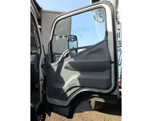 MITSUBISHI FUSO FE Cab