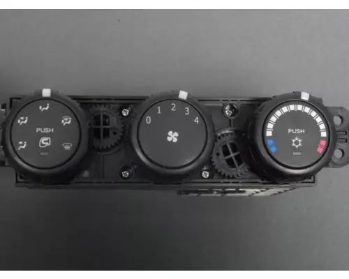 MITSUBISHI FUSO FE Temperature Control