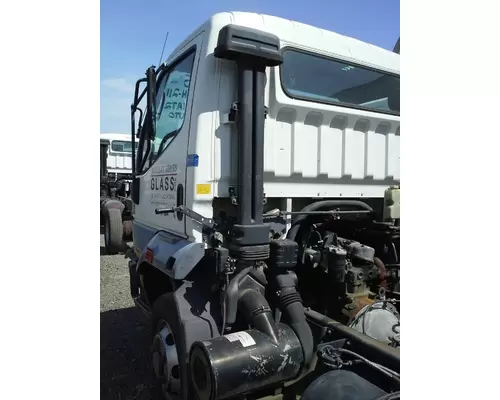 MITSUBISHI FUSO FH211 Air Cleaner