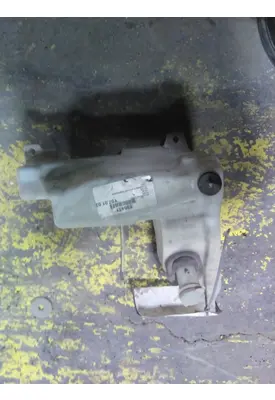 MITSUBISHI FUSO FK200 WINDSHIELD WASHER RESERVOIR
