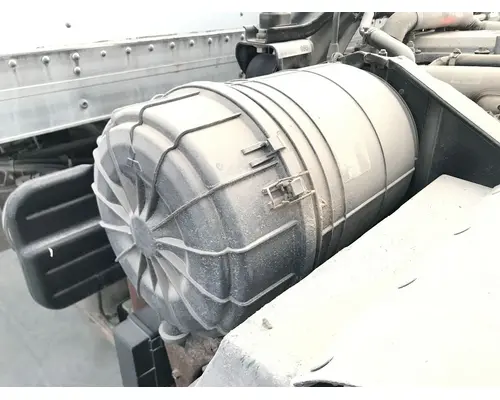 MITSUBISHI FUSO FK417 Air Cleaner