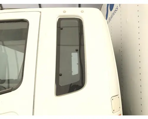 MITSUBISHI FUSO FK417 Back Glass